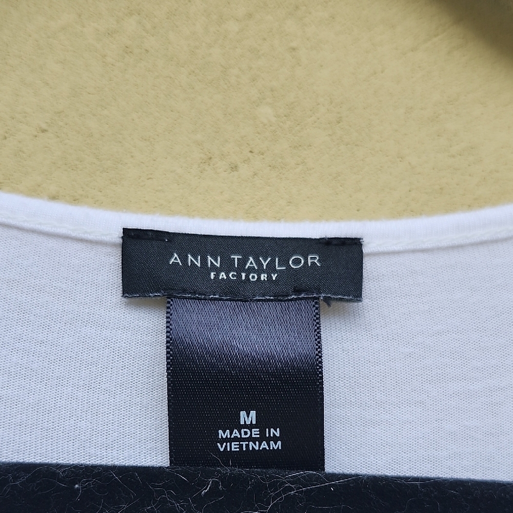 Ann Taylor Factory White Long Sleeve Top - Picture 2 of 6